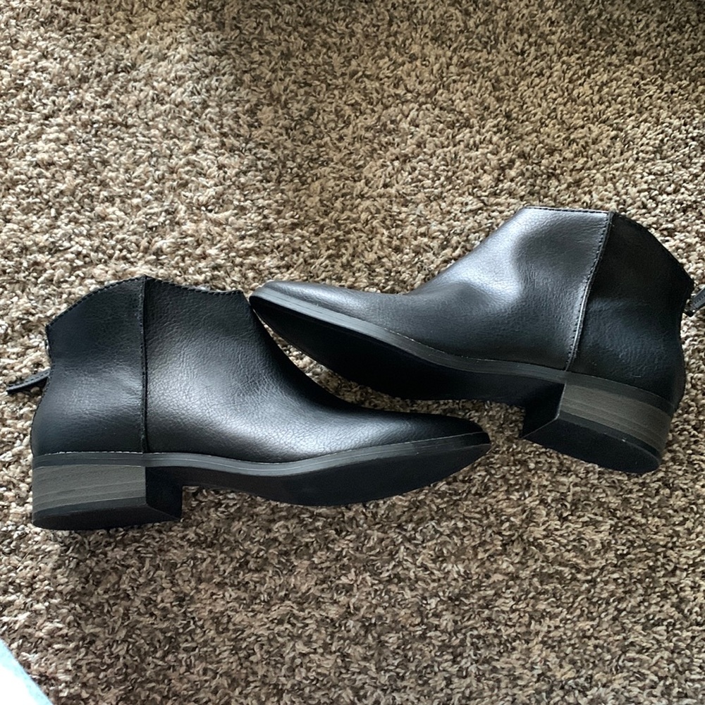 Blank ankle boots